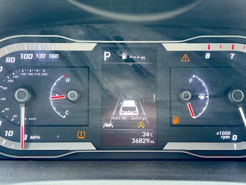 Used 2022 Black Hyundai SEL image 21