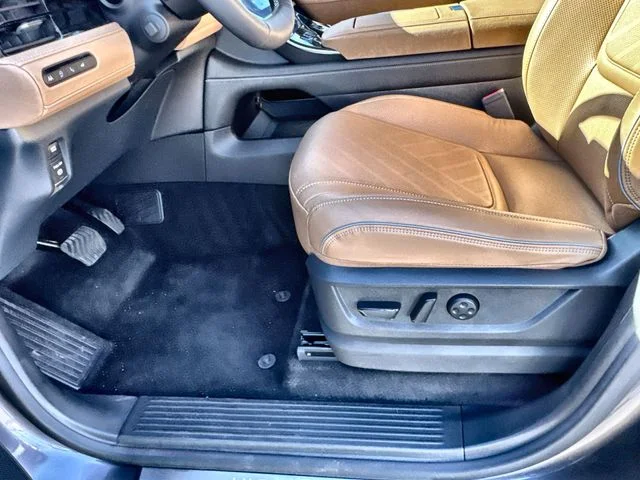 New 2026 Gray INFINITI LUXE image 20