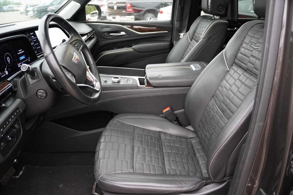 Used 2021 Dark Mocha Metallic Cadillac Sport Platinum image 7