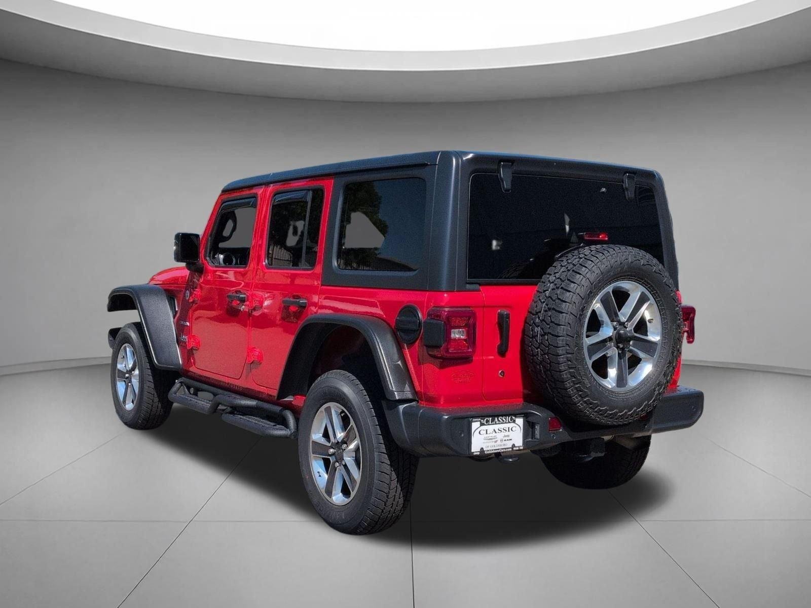 Used 2020 Firecracker Red Clearcoat Jeep North Edition image 3