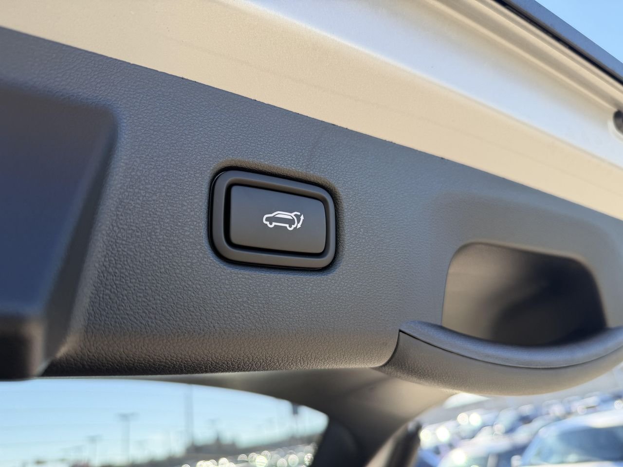 New 2026 Shimmering Silver Hyundai SEL AWD image 13
