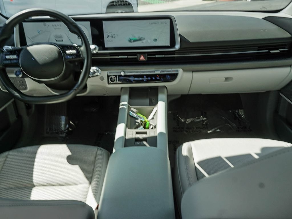 Certified Used 2023 Silver Hyundai SEL image 14