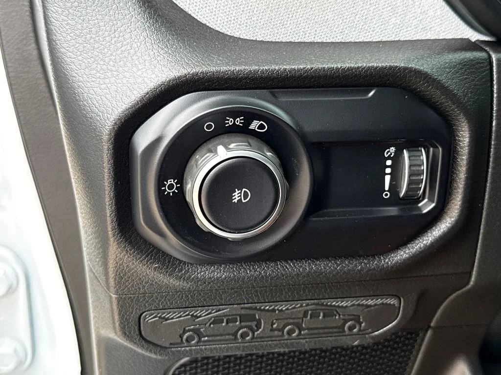 Used 2024 White Jeep Sport image 23