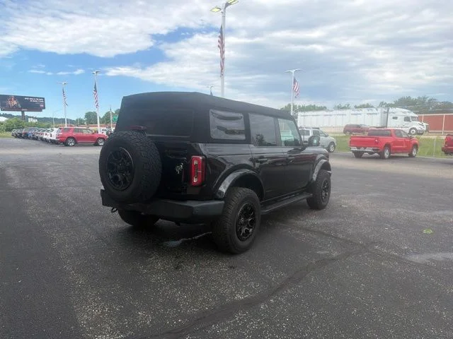 Certified Used 2022 Shadow Black Ford Outer Banks image 3