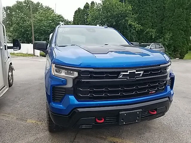 Used 2023 Blue Chevrolet LT Trail Boss image 3