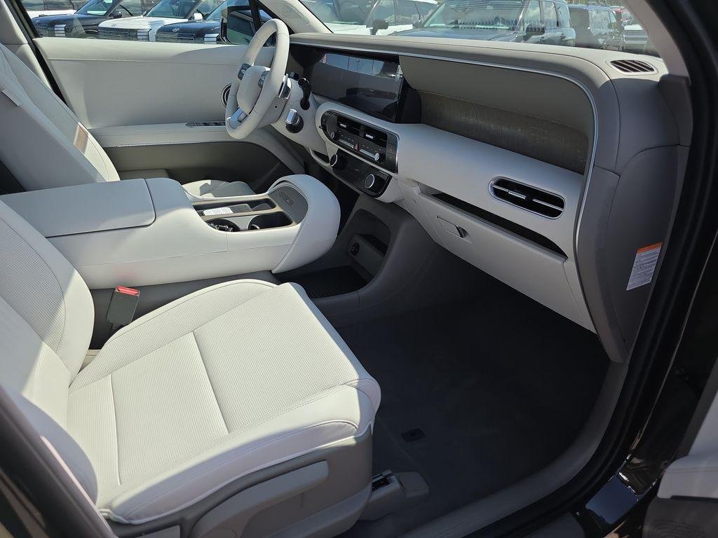 New 2026 Titan Green Hyundai Blue SEL 7P image 30