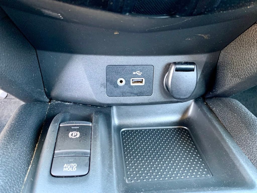 Used 2020 Gray Nissan SV image 39