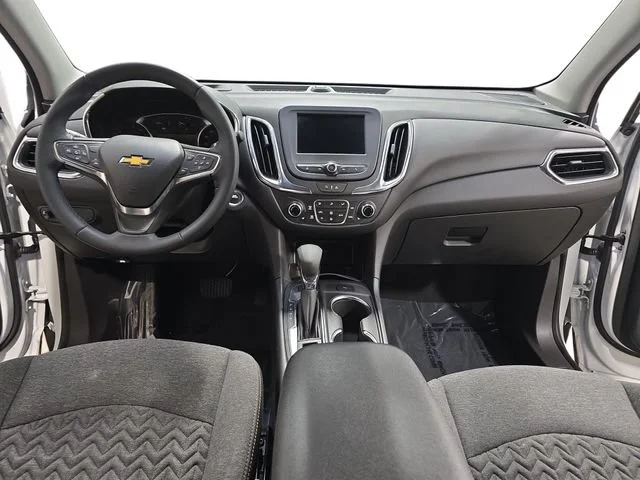 Used 2024 Summit White Chevrolet LT image 11