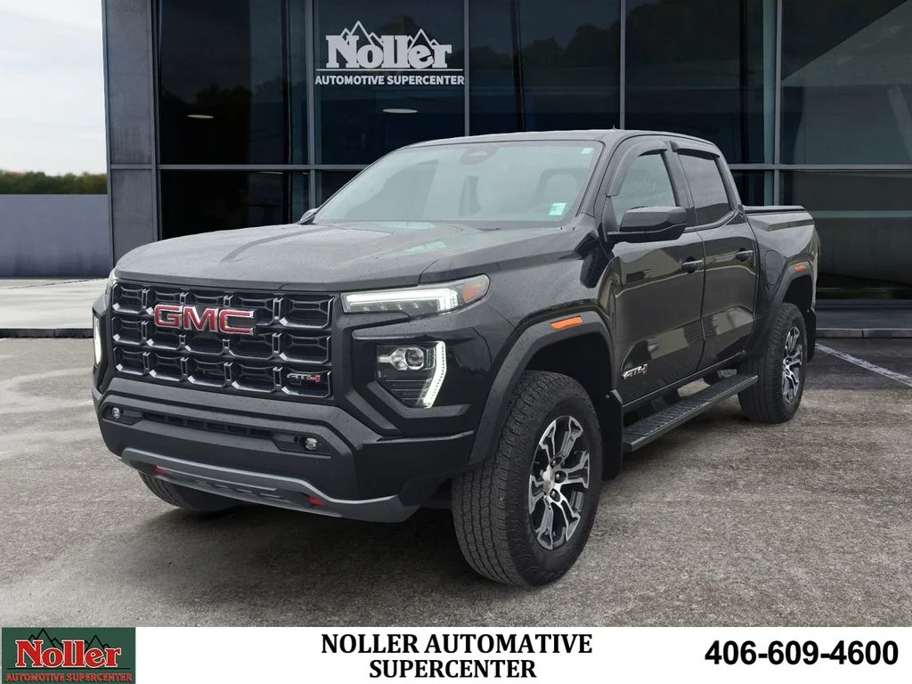 2023 GMC Canyon AT4 4WD Crew Cab Short Box's photo