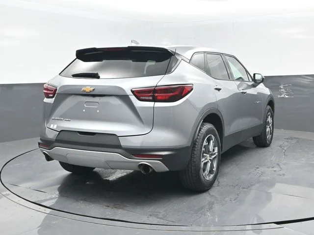 Certified Used 2025 Sterling Gray Metallic Chevrolet LT image 21