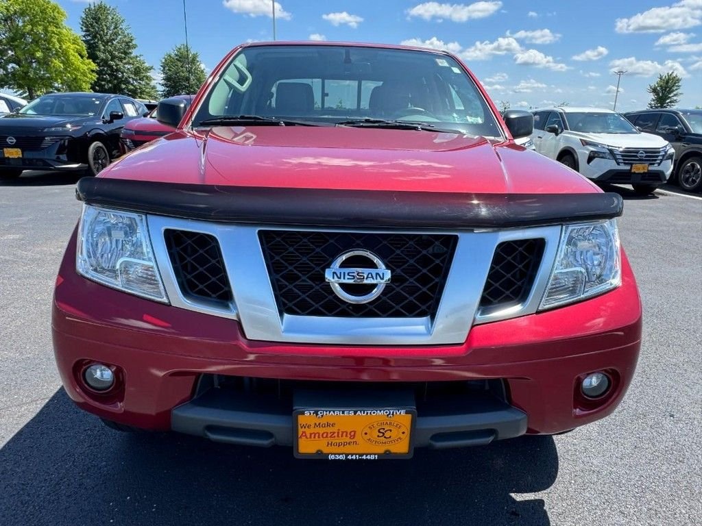 Used 2020 Red Nissan SV image 9