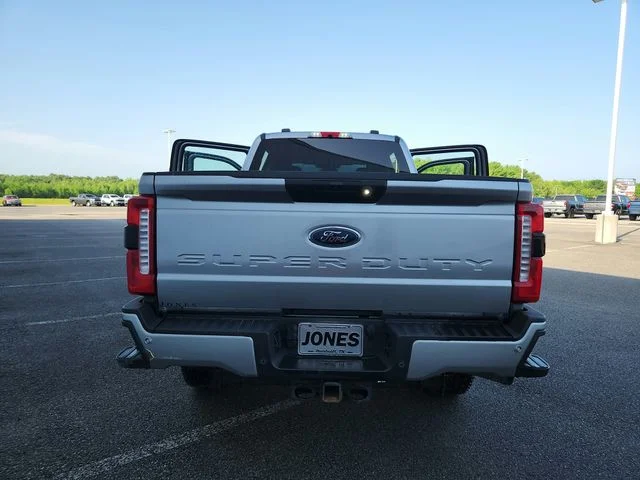 Used 2023 Silver Ford XL image 34