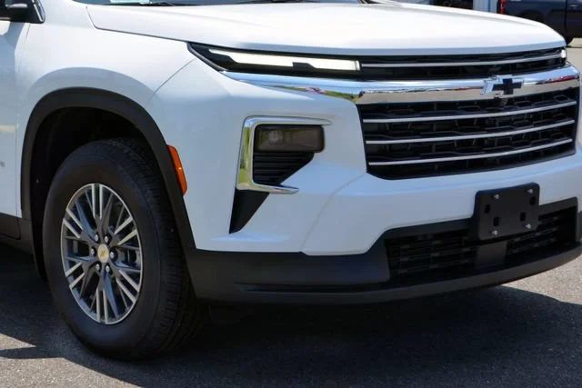 2026 Chevrolet Traverse LT - Photo 9