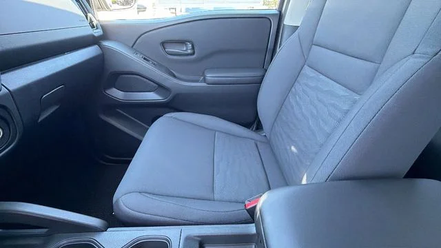 New 2026 Glacier White Nissan Crew Cab S image 21