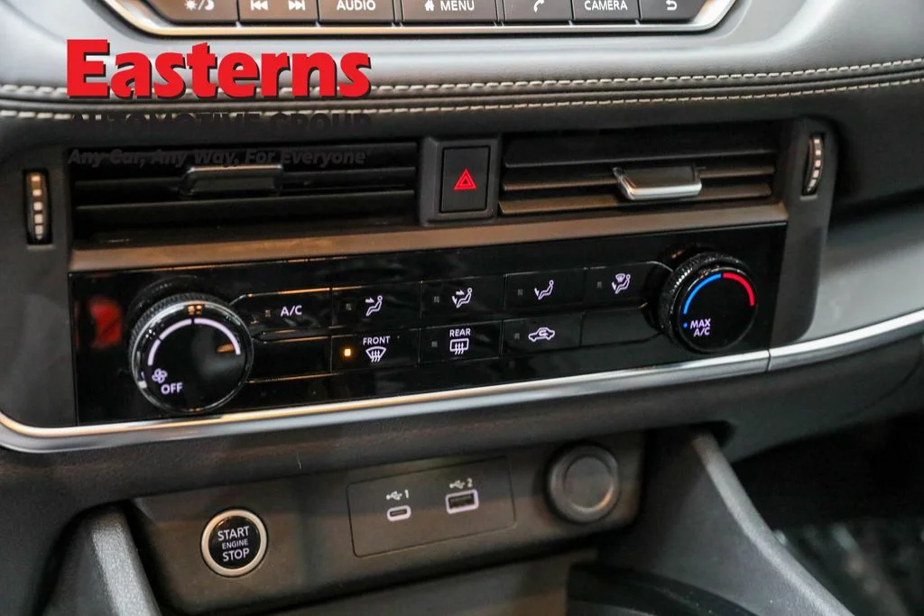 Used 2021 Gray Nissan S image 20