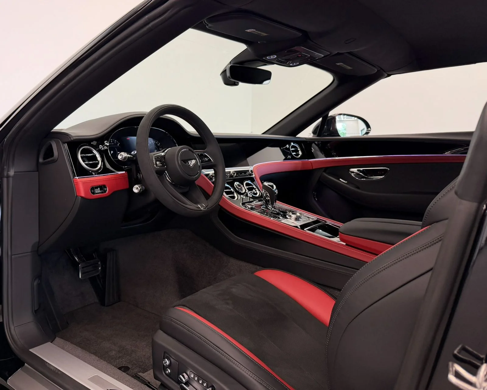 New 2026  Bentley V8 S image 18