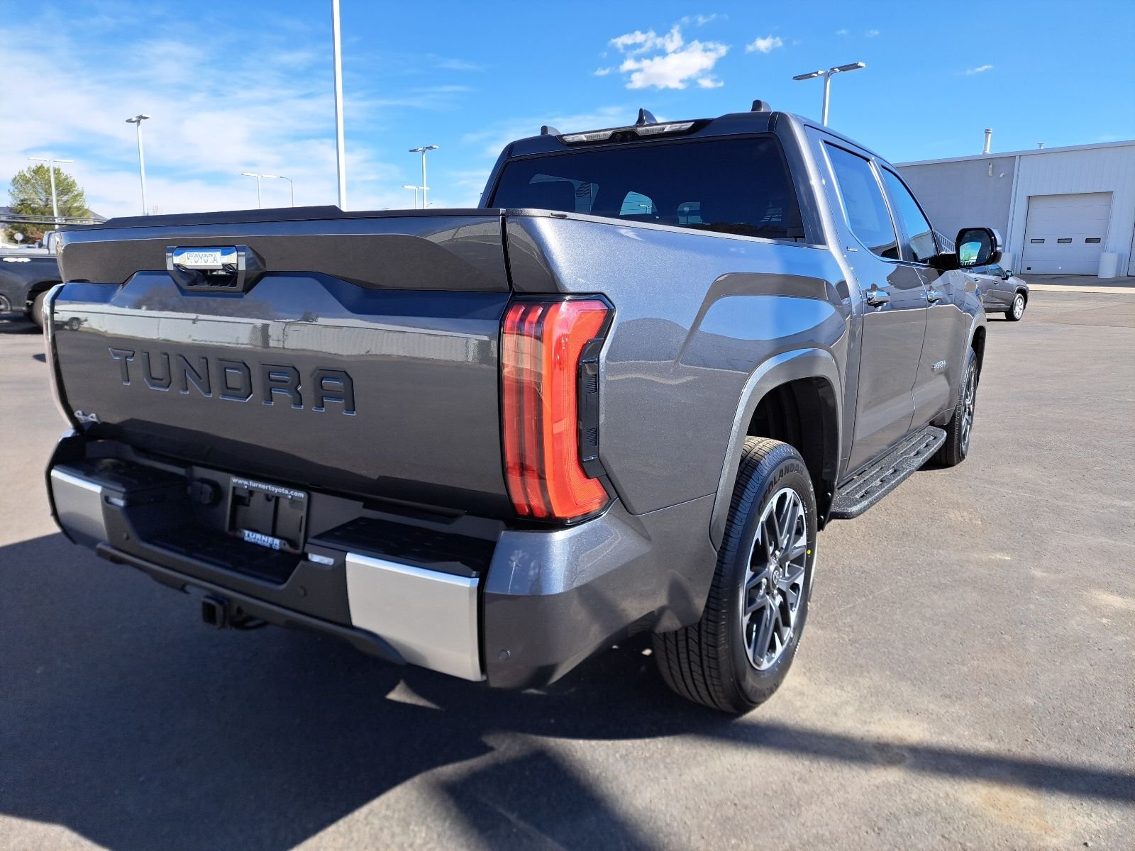 Tundra　英語版 2020 Toyota Tundra - Canadian Prices, Specs, Photos | AutoTrader.ca