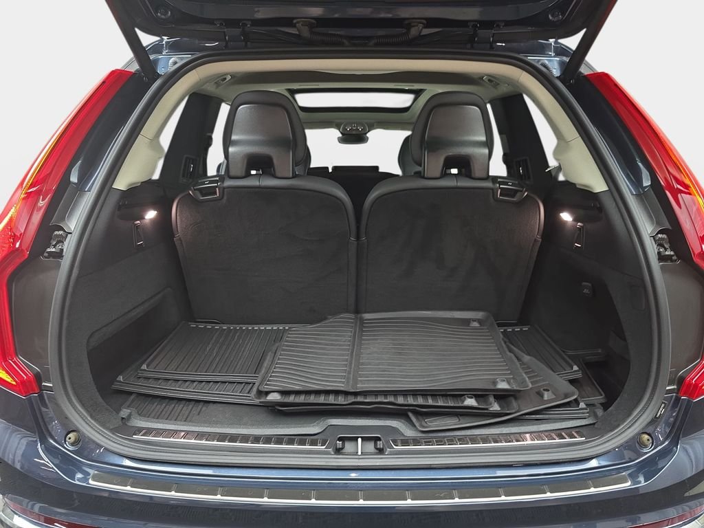 Used 2024 Denim Blue Metallic Volvo Ultimate image 14