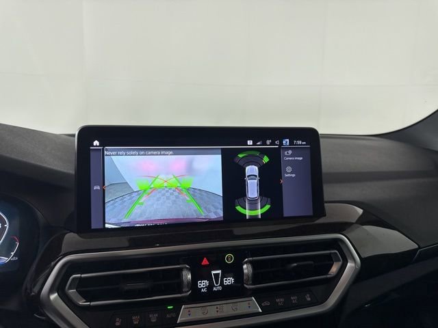 Used 2022  BMW xDrive30i image 43