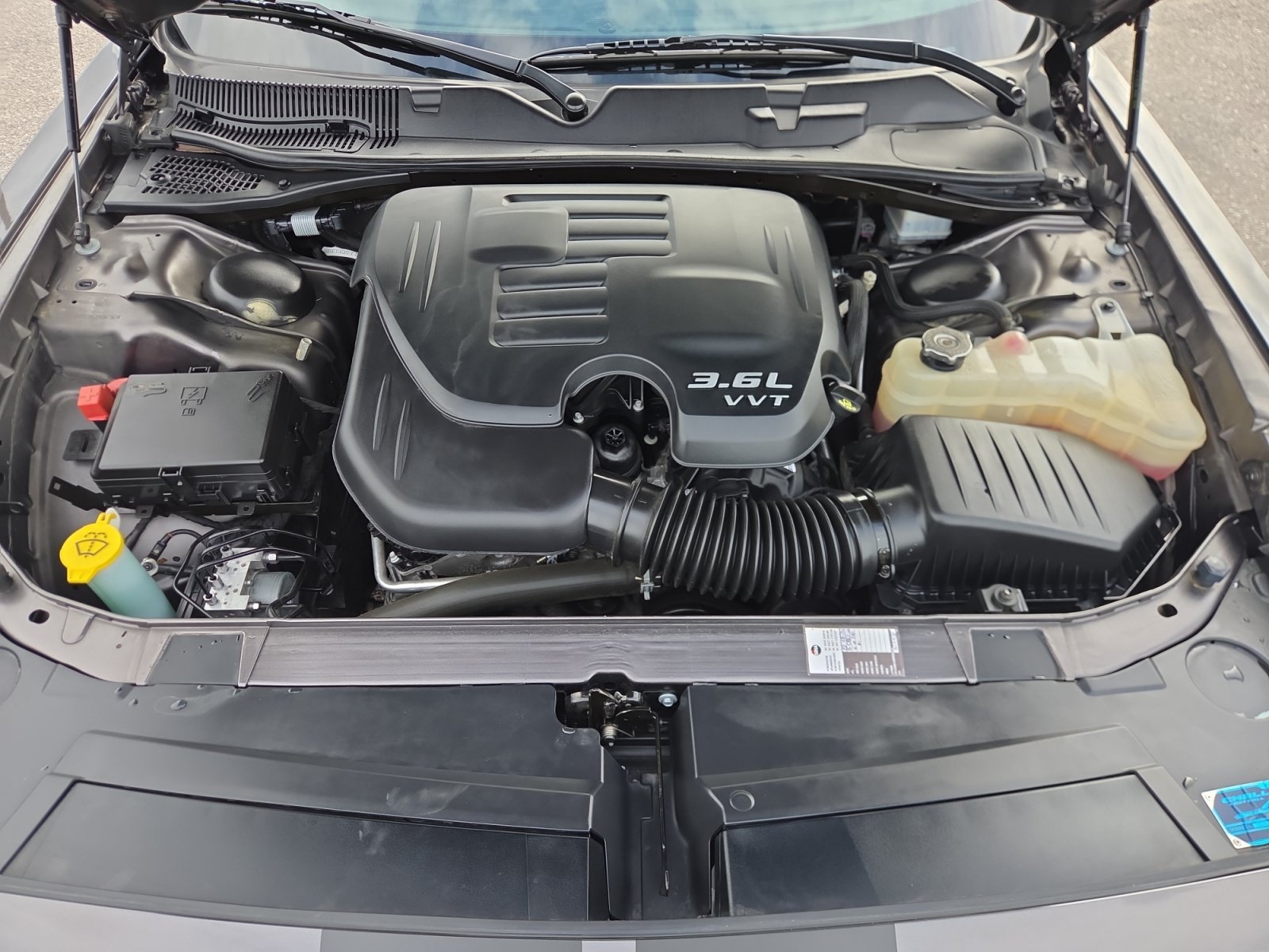 2023 Dodge Challenger SXT - Photo 18