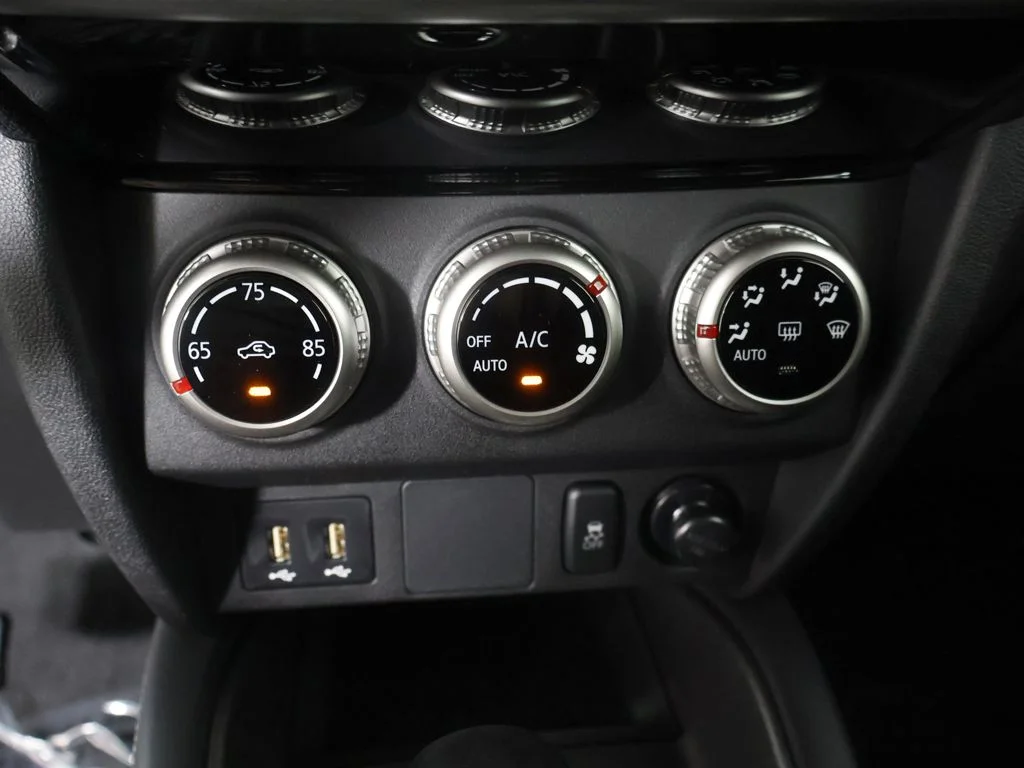 New 2026 Gray Mitsubishi 2.0 ES image 39