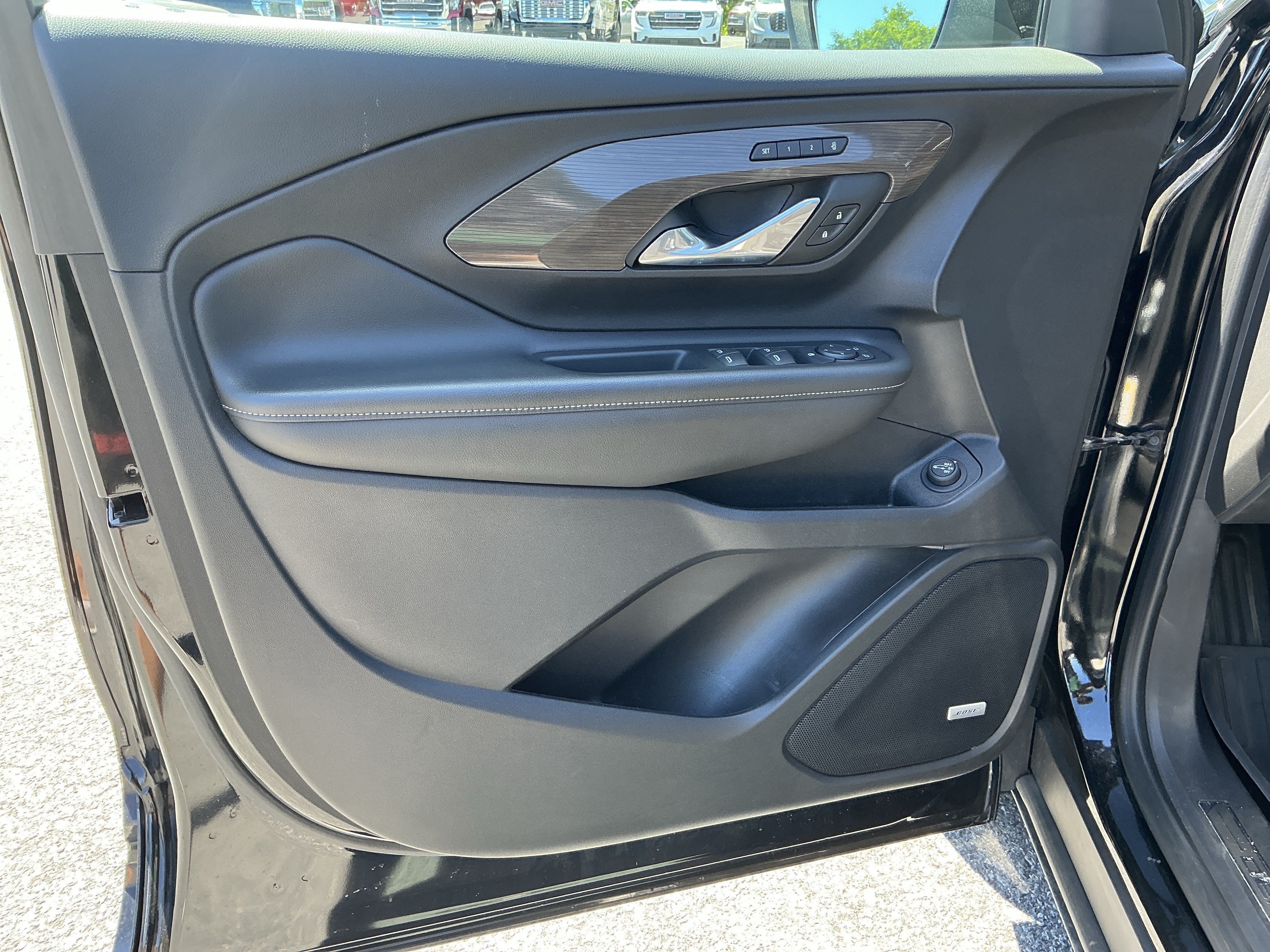 Used 2023 Ebony Twilight Metallic GMC Denali image 13