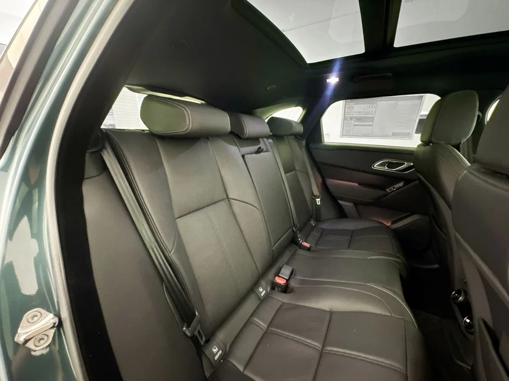 New 2026 Giola Green Land Rover Belgravia Edition image 28
