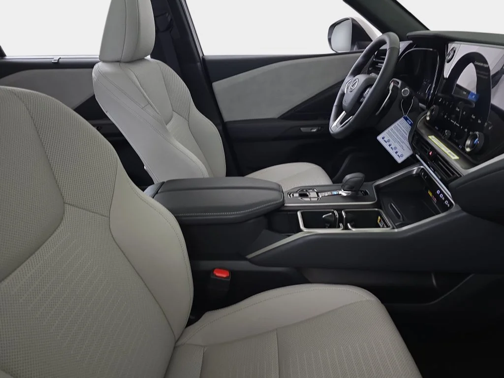 New 2026 Wind Chill Pearl Lexus PREMIUM AWD image 9