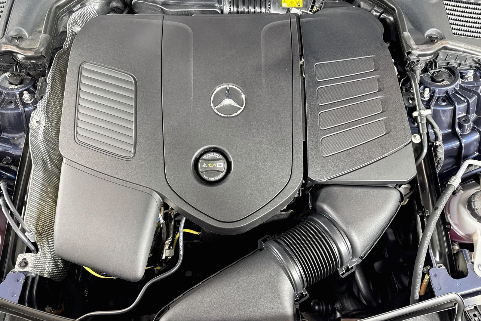 New 2026 Twilight Blue Metallic Mercedes-Benz C 300 image 28