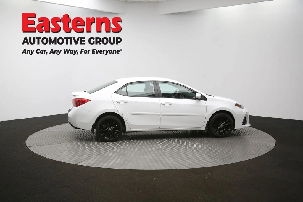 Used 2018 White Toyota SE image 41