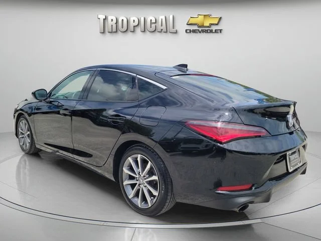 Used 2024  Acura BASE image 3