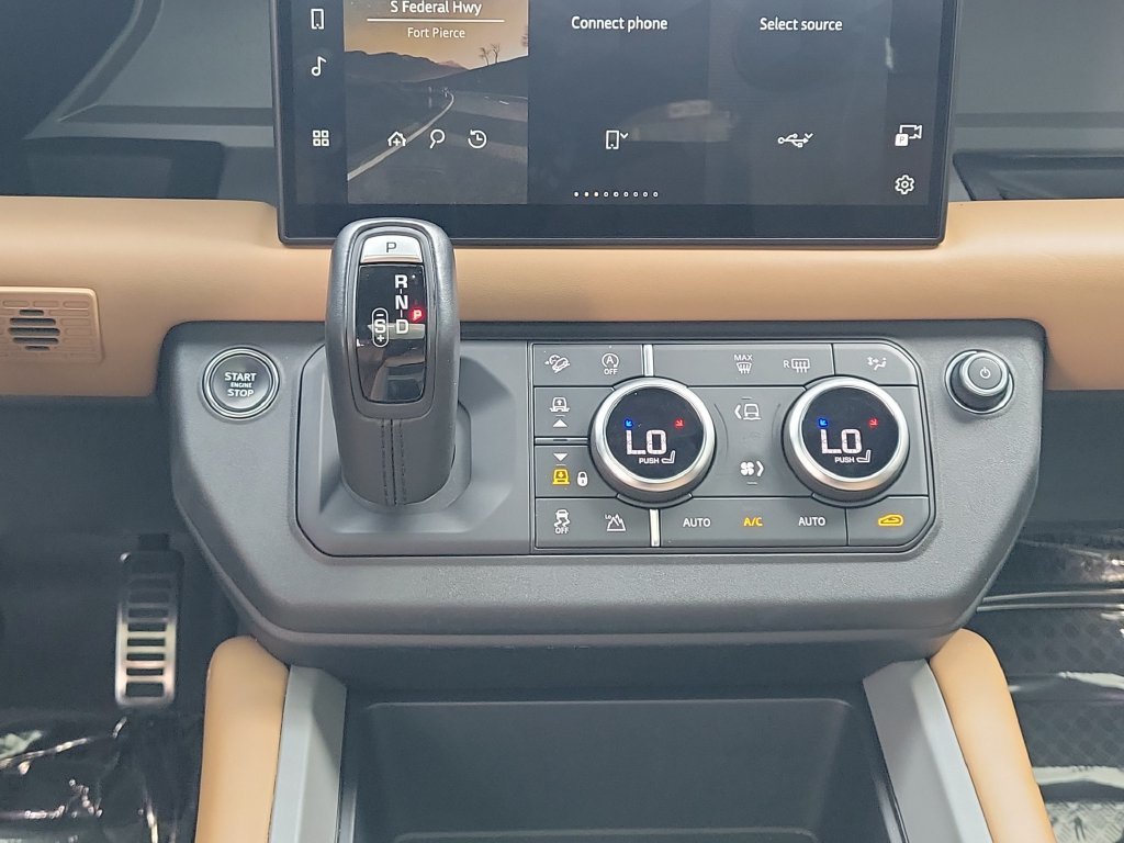 Certified Used 2025 Black Land Rover X image 19