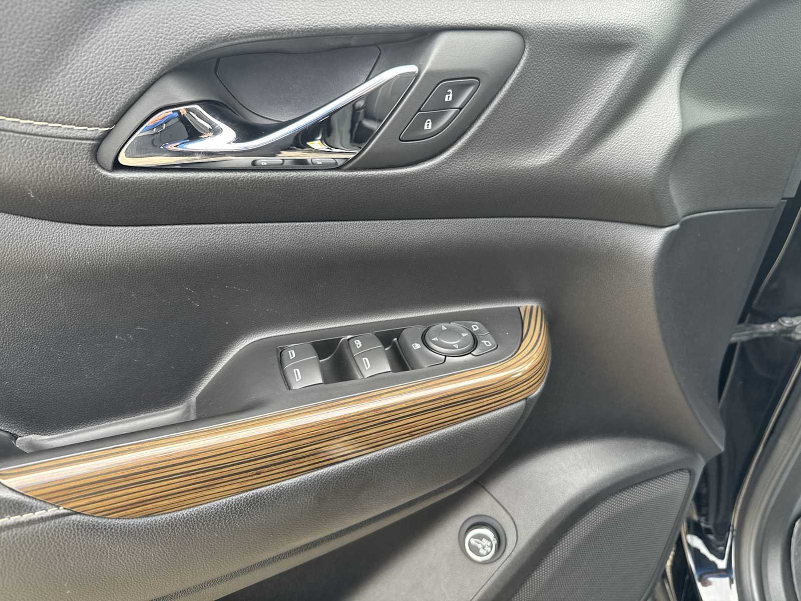 2023 GMC Acadia SLE - Photo 20