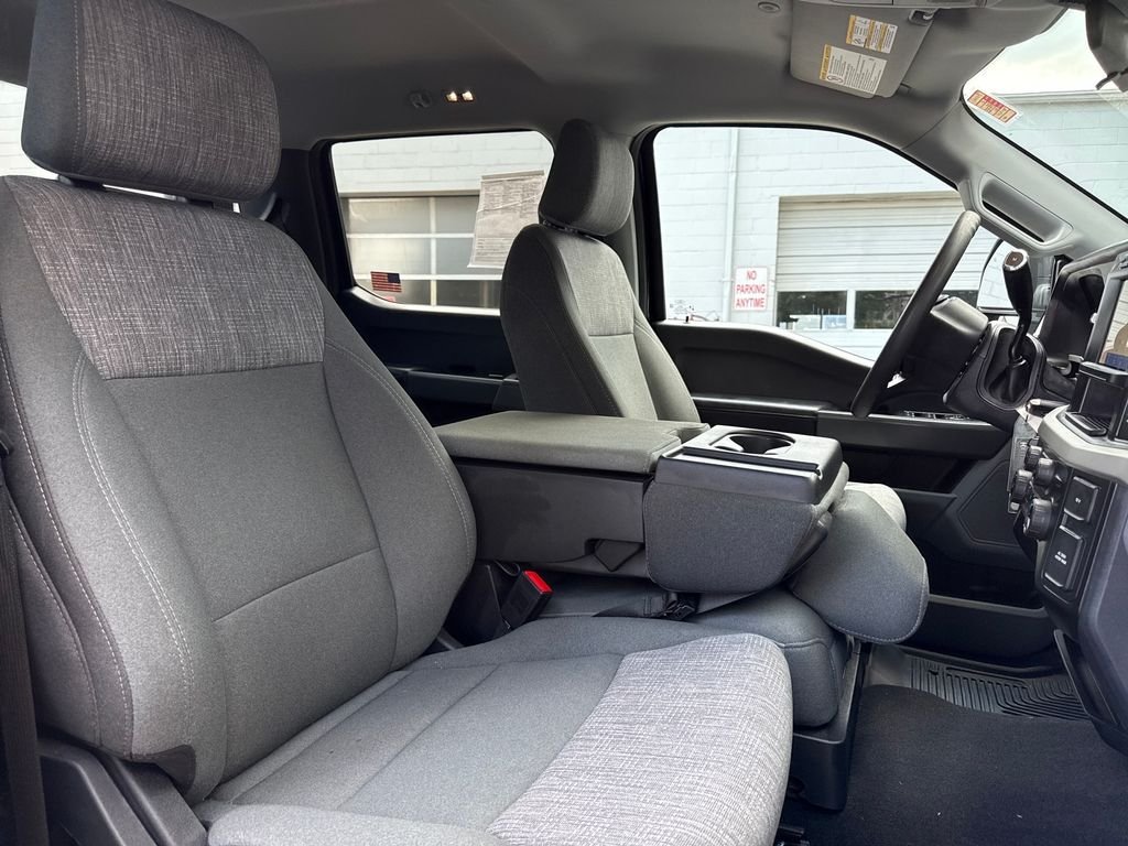 Used 2024 Blue Metallic Ford XLT image 23