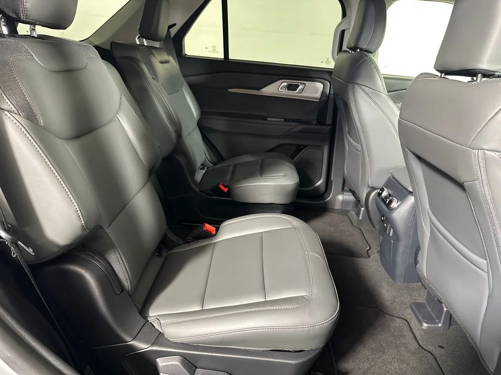 2026 Ford Explorer Active - Photo 31
