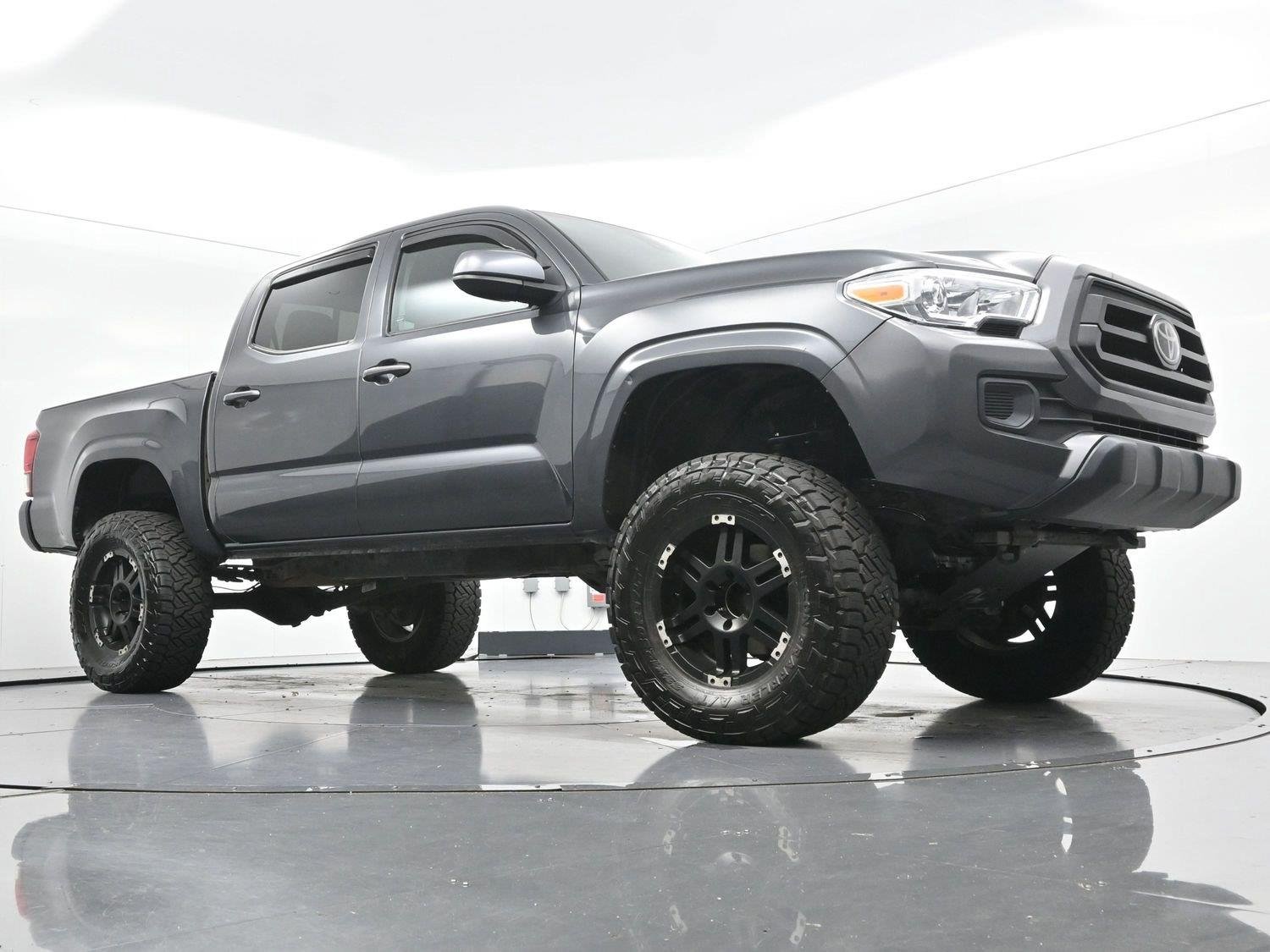 Used 2023 Magnetic Gray Metallic Toyota SR image 40