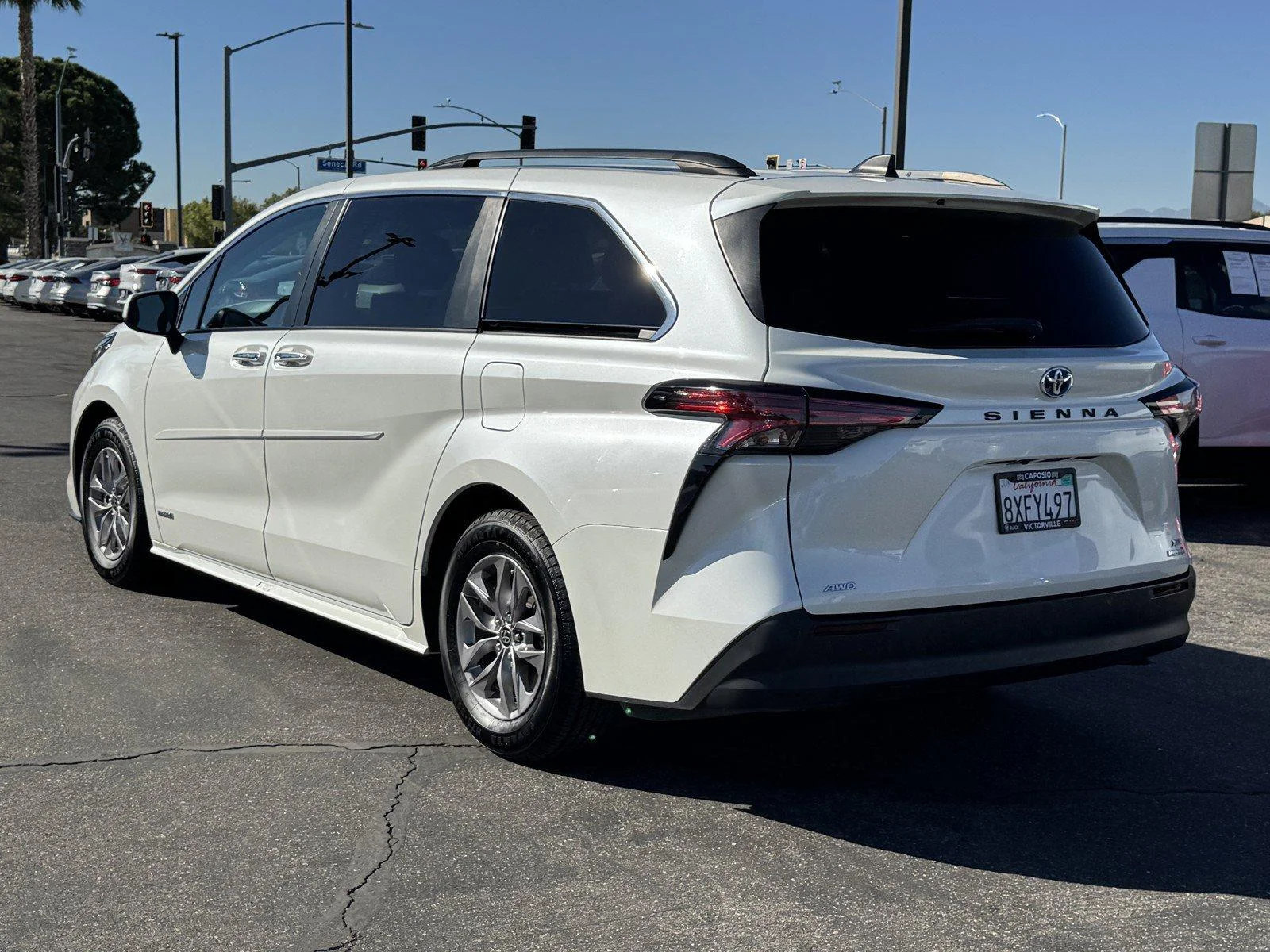 Used 2021 Blizzard Pearl Toyota XLE image 4