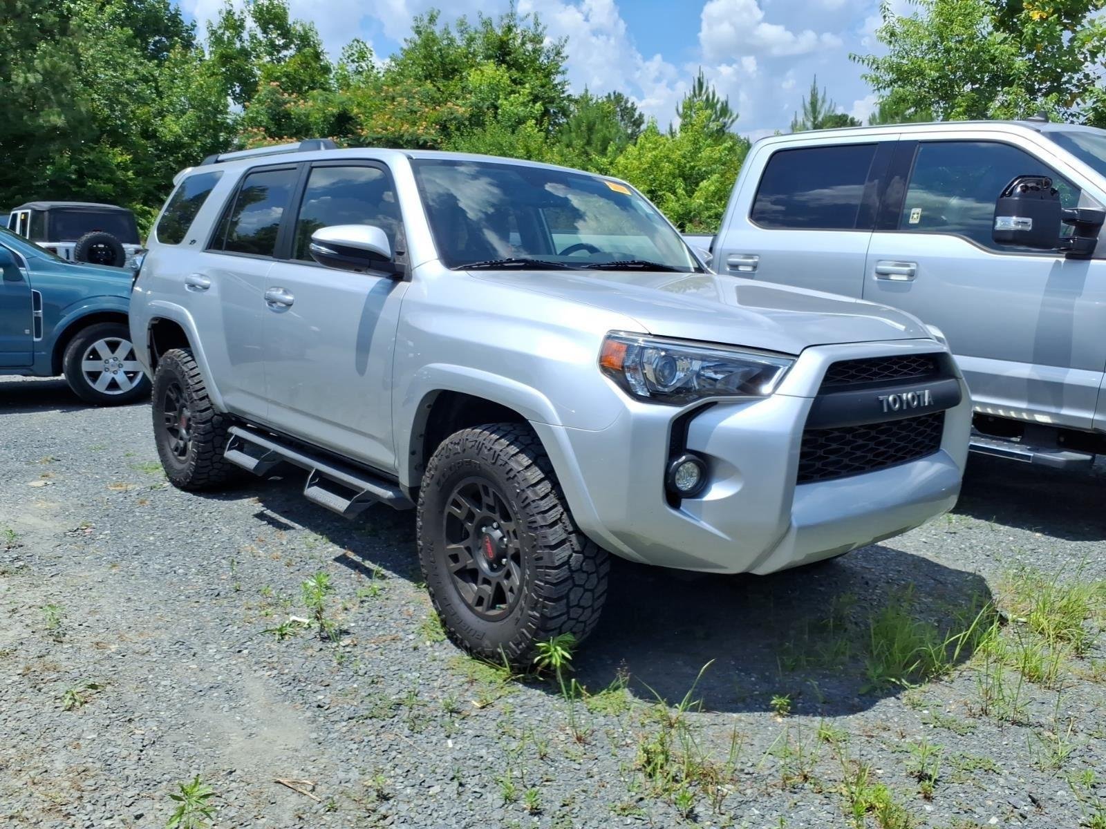 Used 2019 Classic Silver Metallic Toyota SR5 Premium image 5