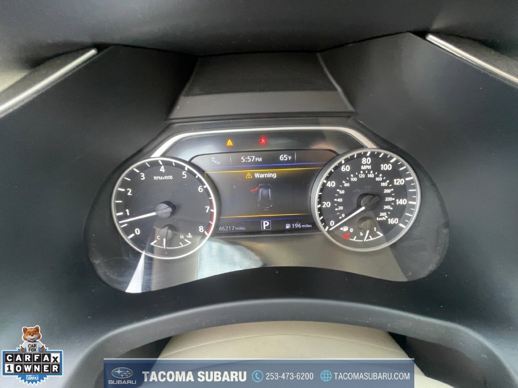 Used 2017 Black Nissan Platinum image 14