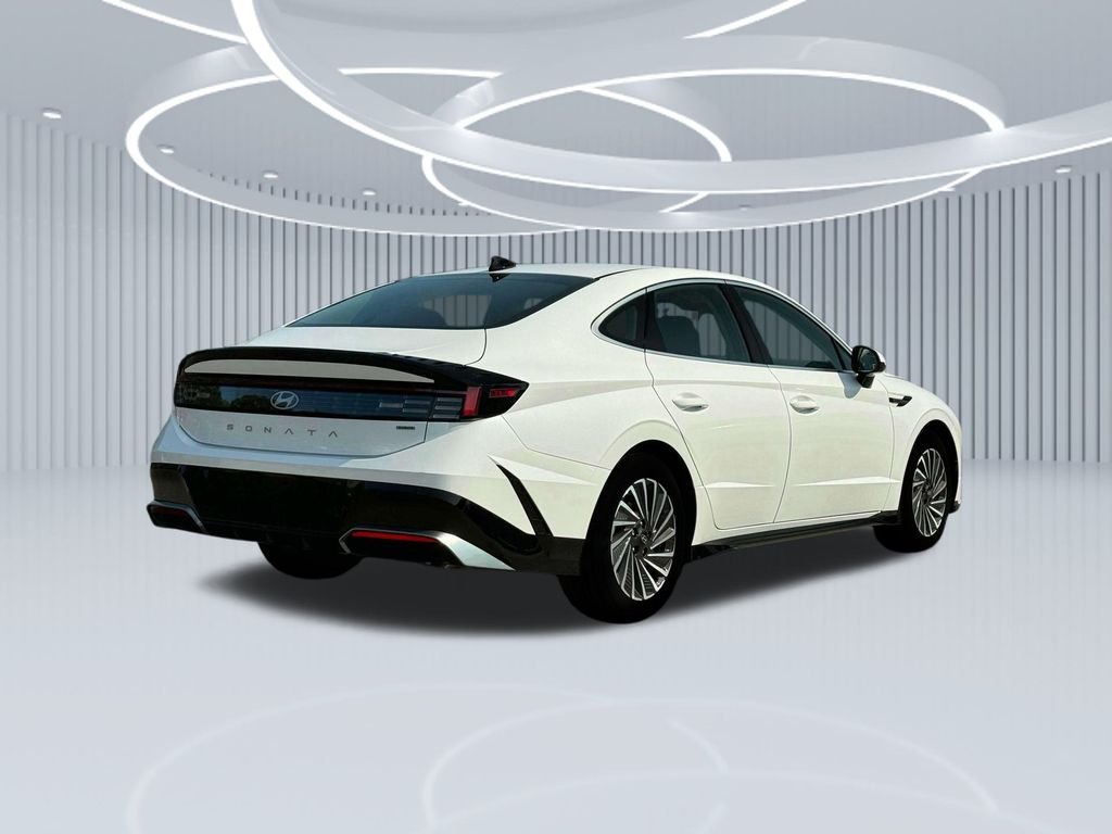 New 2025 White Hyundai SEL image 26