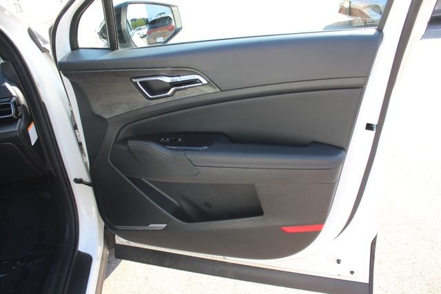 Used 2024 White Kia X-Line image 32