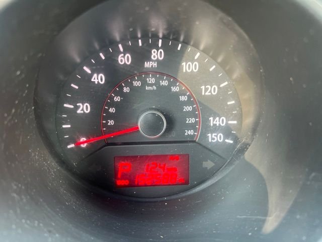 Used 2013 Silver Kia EX image 10