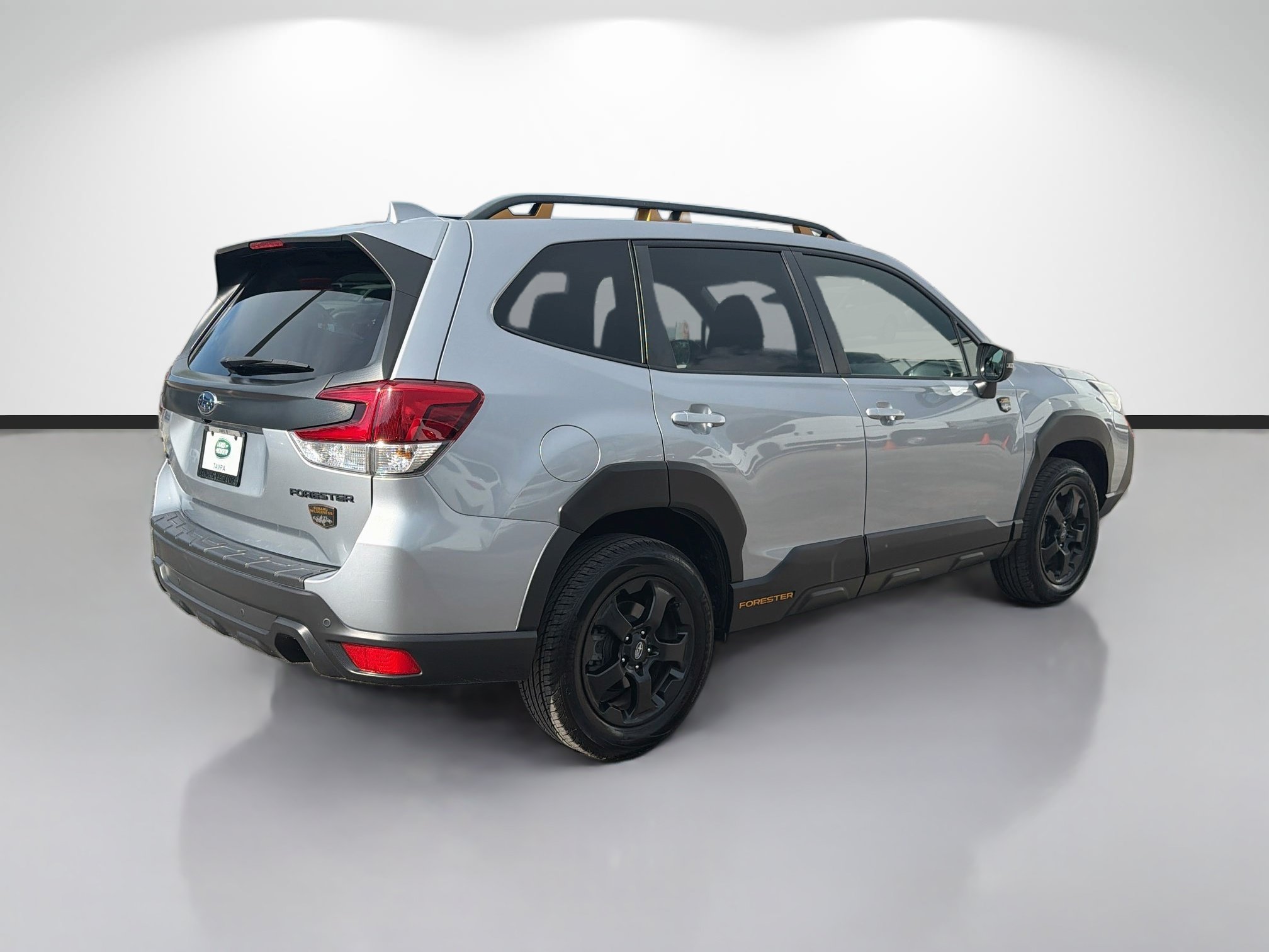 Used 2022 Ice Silver Metallic Subaru Wilderness image 5