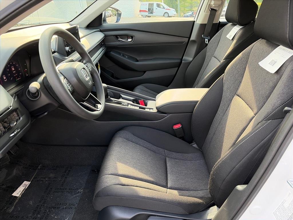 New 2026 Platinum White Pearl Honda LX image 12