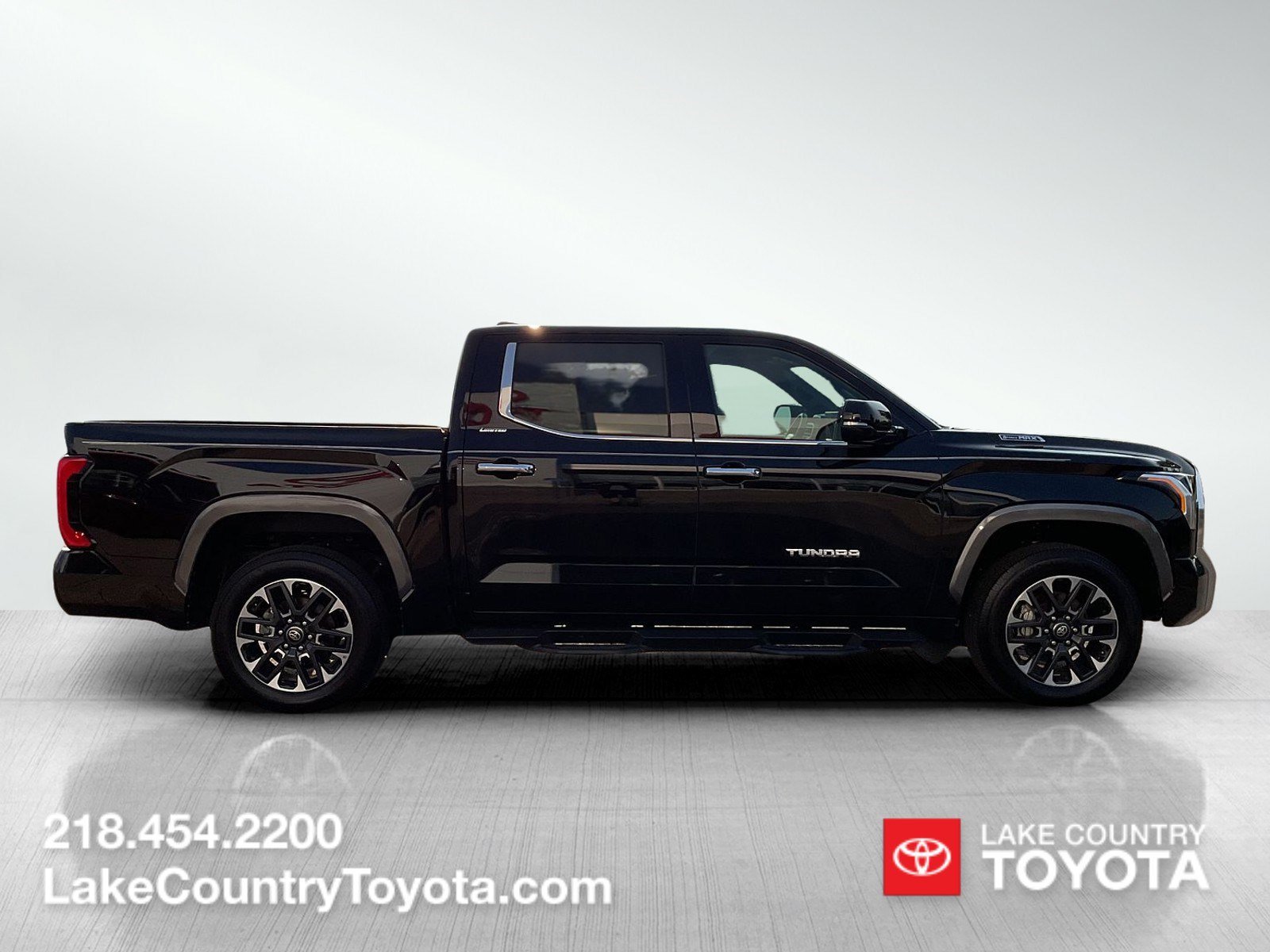 2026 Toyota Tundra Limited - Photo 6