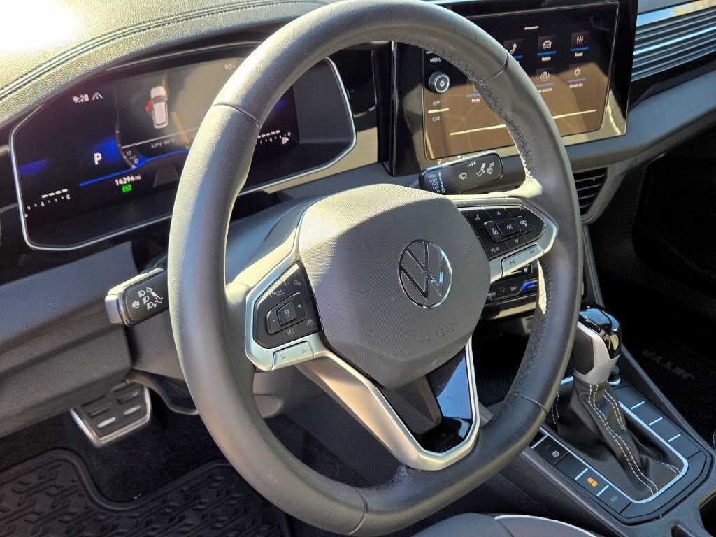 Used 2025 Silver Volkswagen 1.5T Sport image 23
