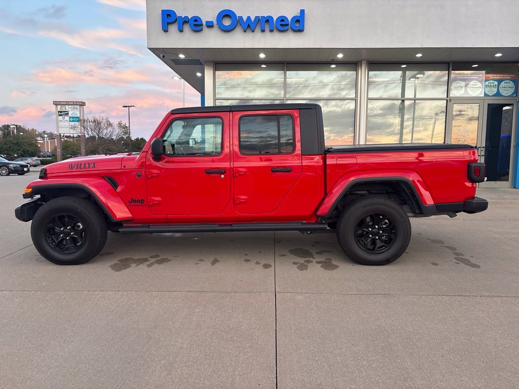 Used 2022 Firecracker Red Clearcoat Jeep Willys image 8