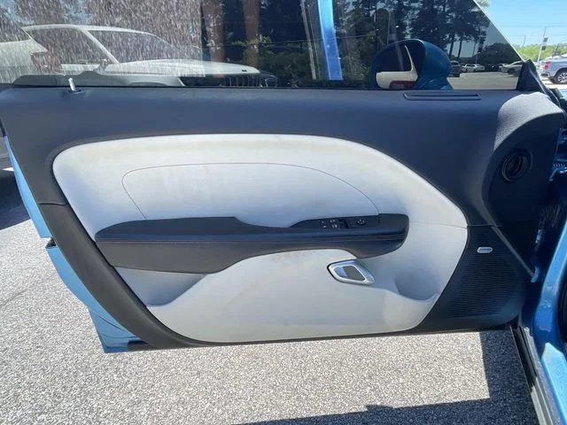 Used 2018 Blue Dodge R/T image 11