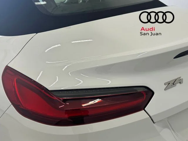 Used 2025 White BMW sDrive M40i image 11