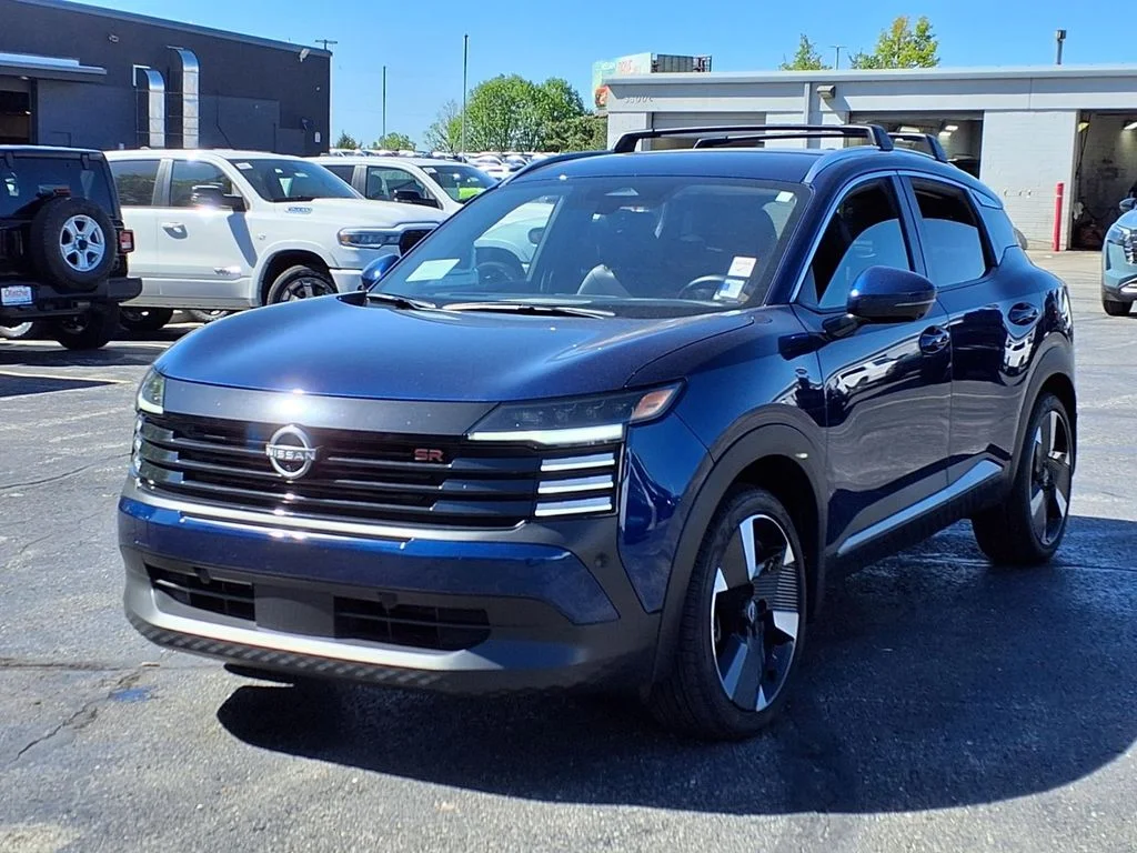 Certified 2025 Nissan Kicks SR AWD with VIN 3N8AP6DB2SL398451 for sale in Kansas City